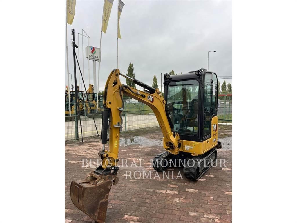 CAT 301.8-05 Roomikekskavaatorid