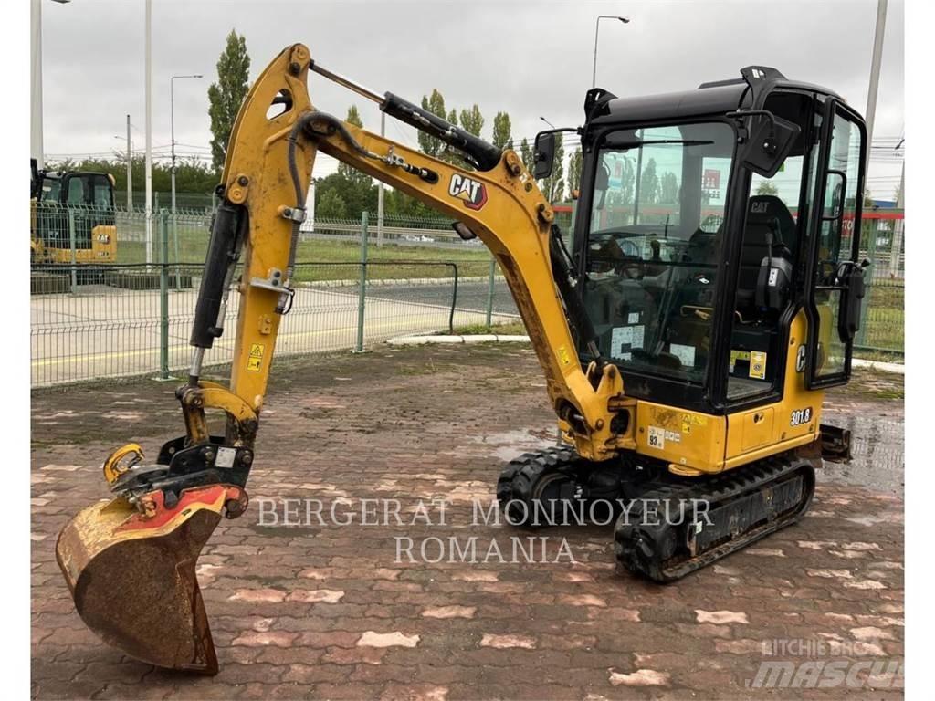 CAT 301.8-05 Roomikekskavaatorid