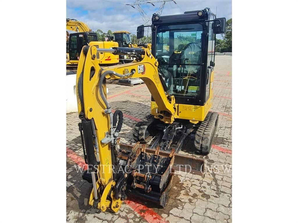 CAT 301.8-05 Roomikekskavaatorid