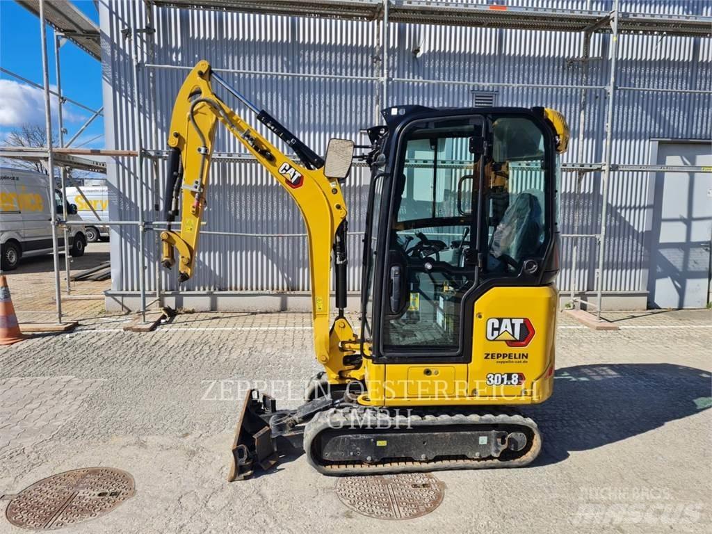 CAT 301.8-05 Roomikekskavaatorid