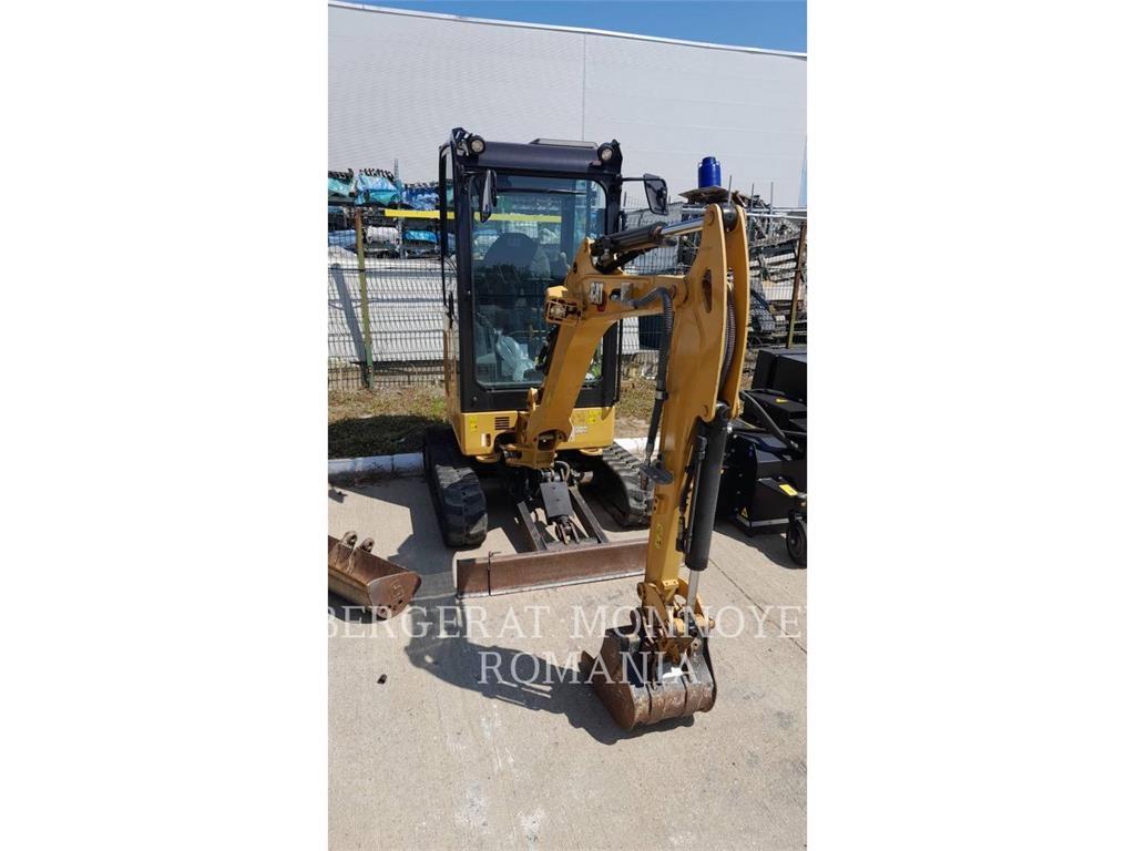 CAT 301.8-05 Roomikekskavaatorid