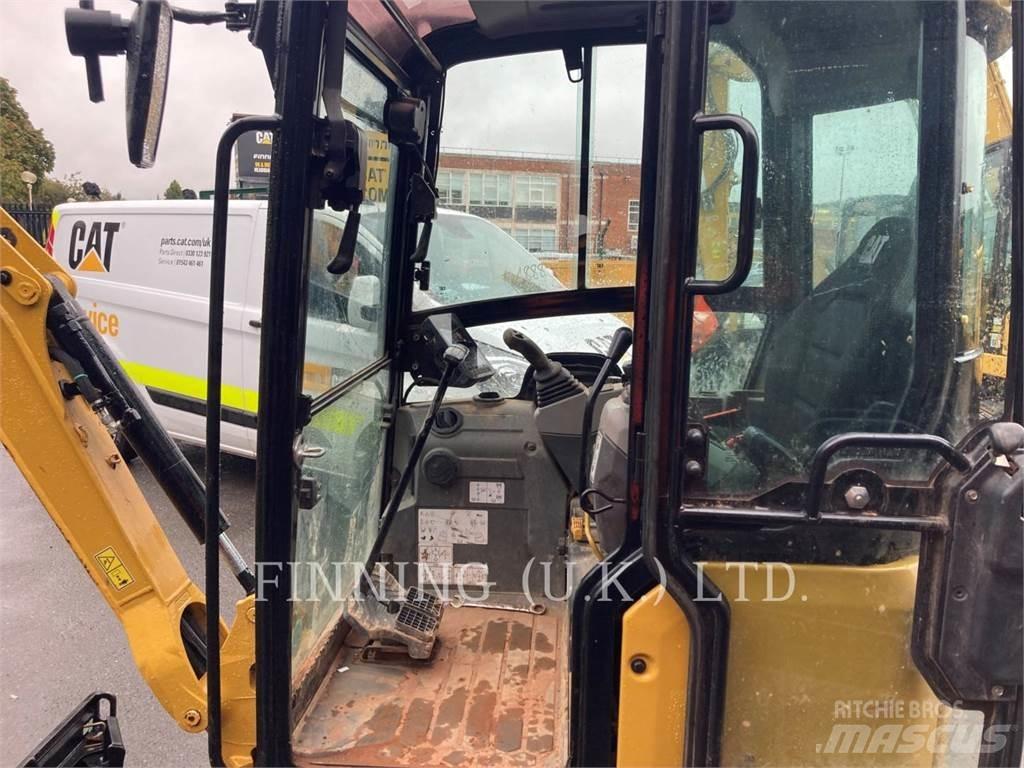 CAT 301.8-05A Roomikekskavaatorid