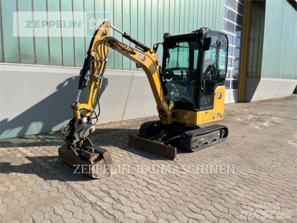 CAT 301.8-05A Roomikekskavaatorid