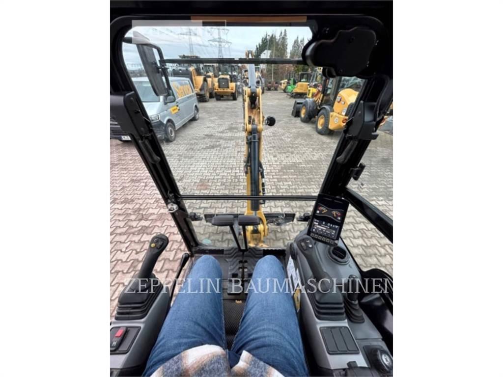 CAT 301.8-05A Roomikekskavaatorid