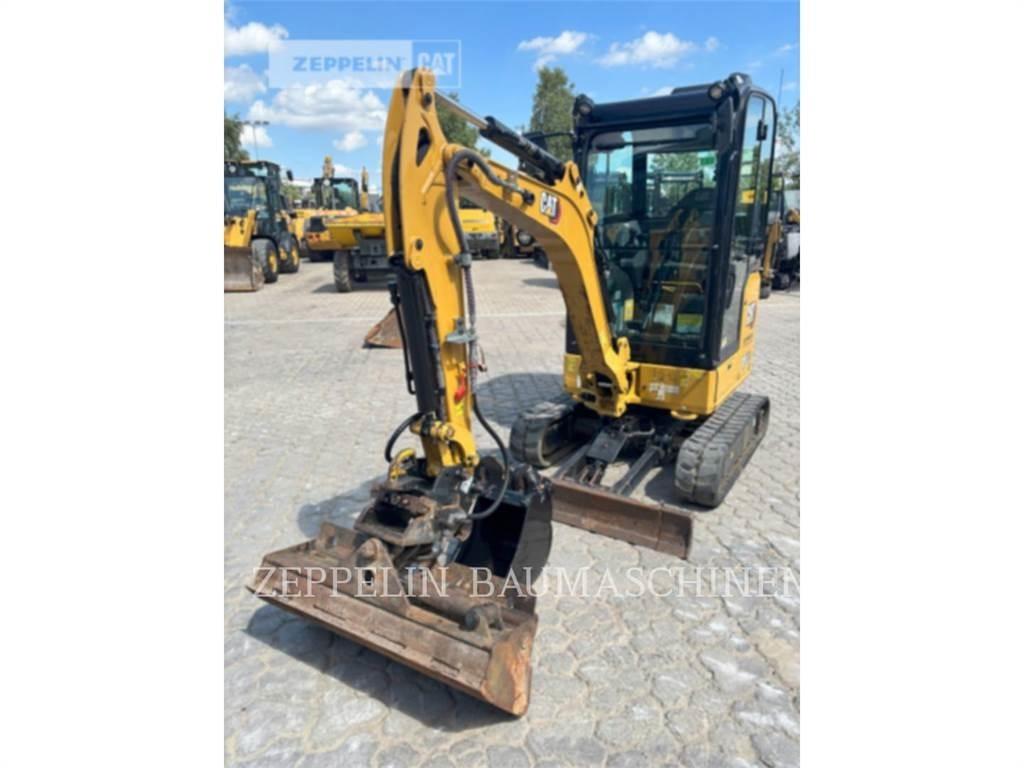 CAT 301.8-05A Roomikekskavaatorid