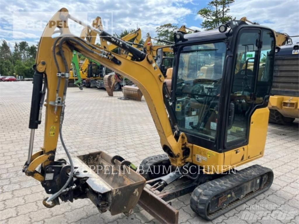 CAT 301.8-05A Roomikekskavaatorid