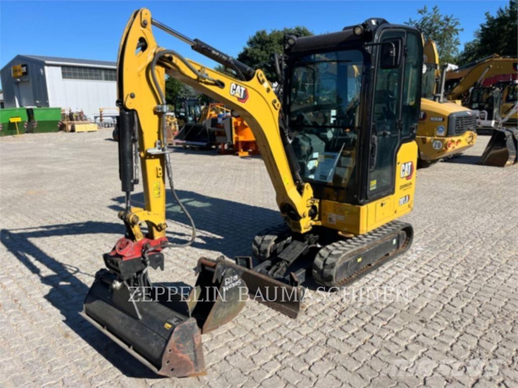 CAT 301.8-05A Roomikekskavaatorid