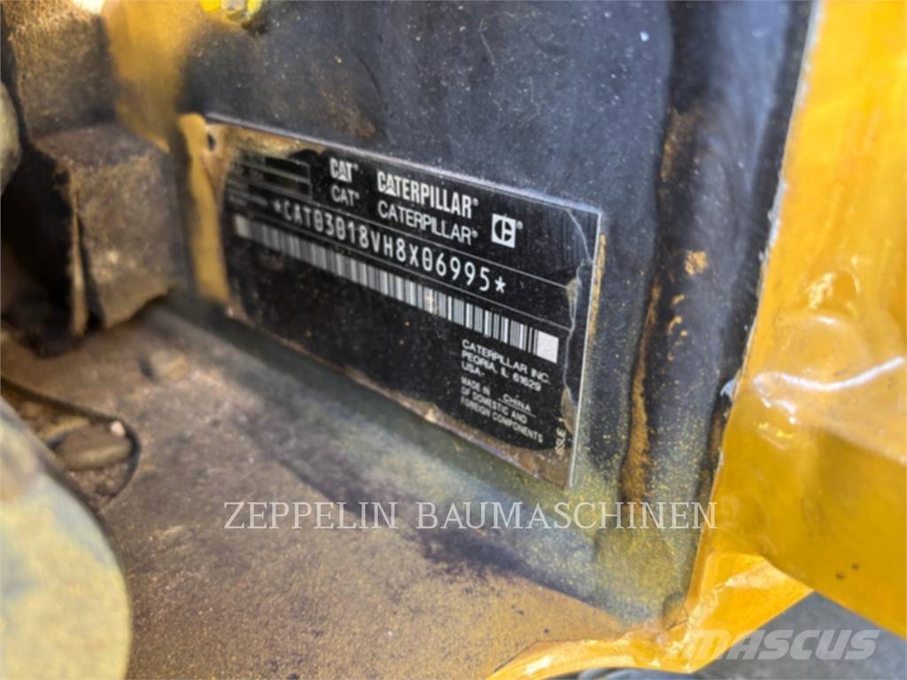 CAT 301.8-05A Roomikekskavaatorid