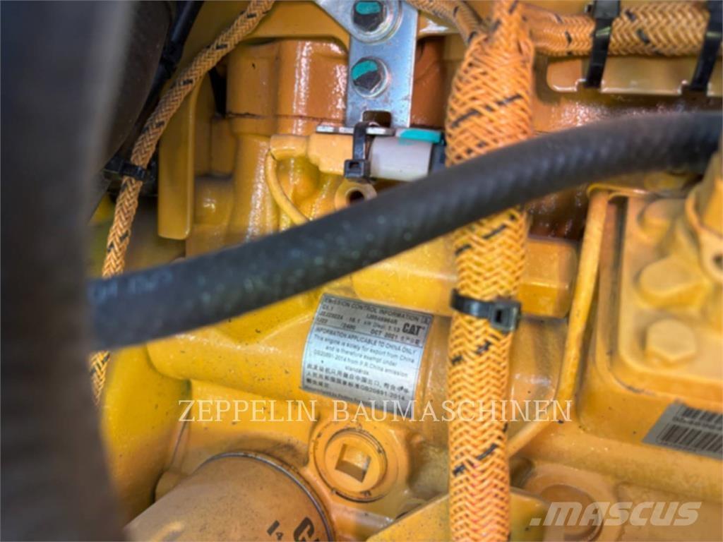 CAT 301.8-05A Roomikekskavaatorid