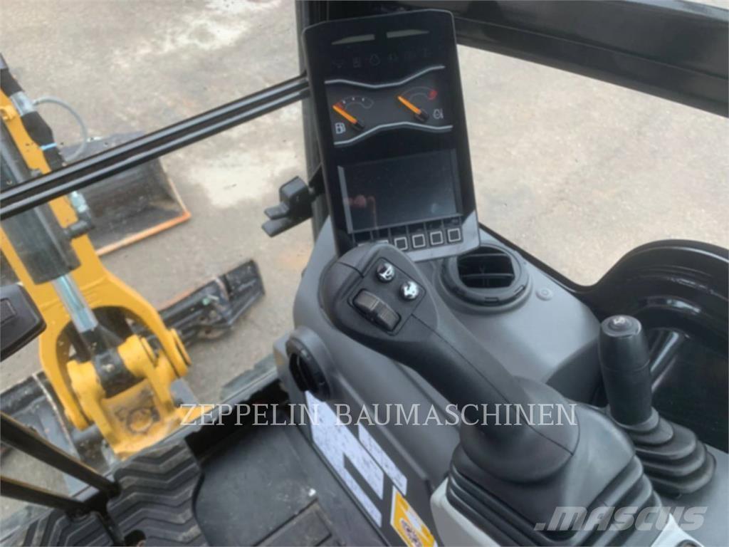 CAT 301.8-05A Roomikekskavaatorid