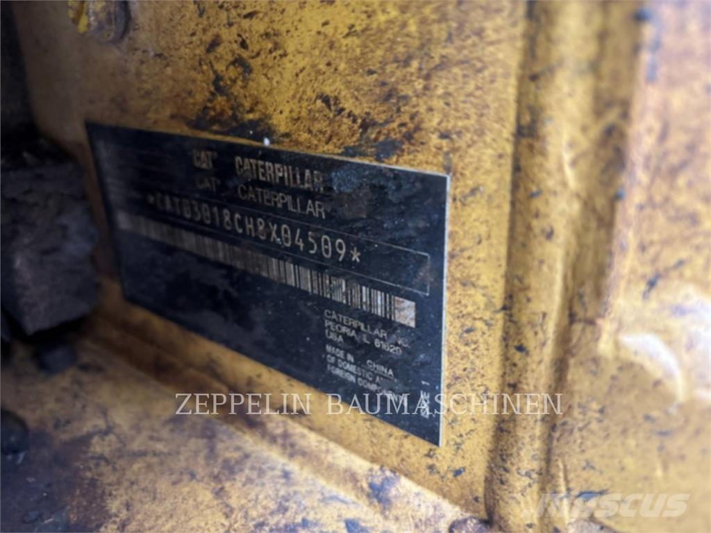 CAT 301.8-05A Roomikekskavaatorid