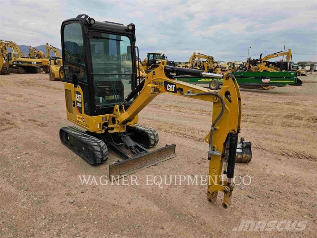 CAT 301.805 Roomikekskavaatorid