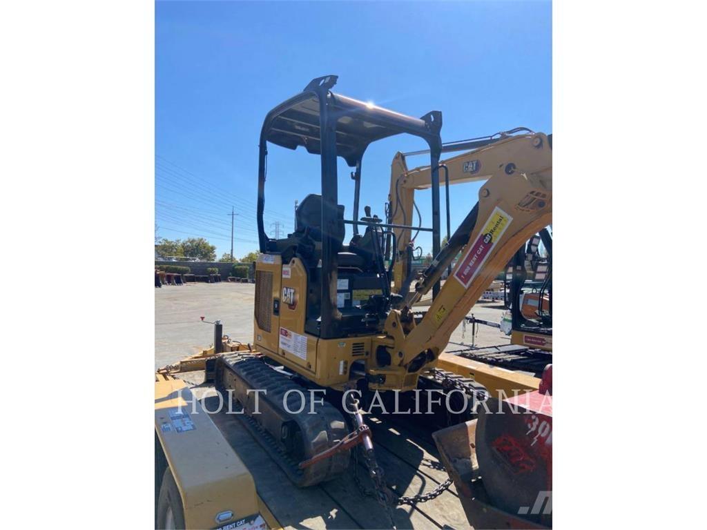 CAT 302 Roomikekskavaatorid