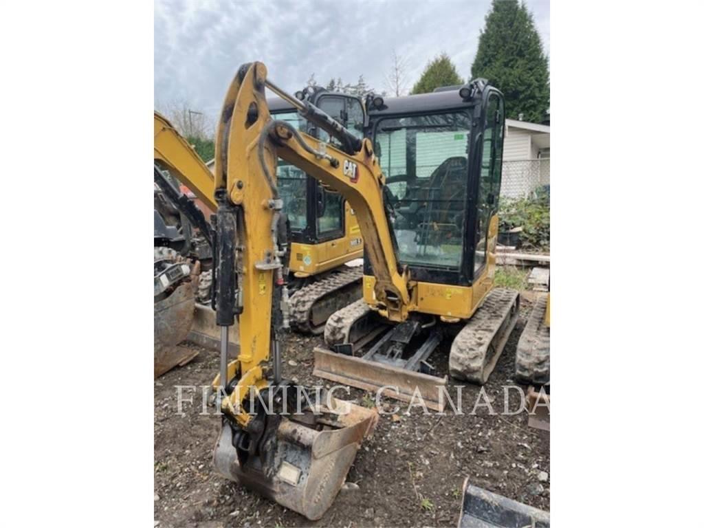 CAT 302-05 Roomikekskavaatorid