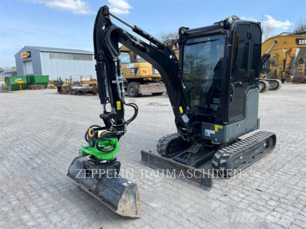 CAT 302-05A CR Roomikekskavaatorid