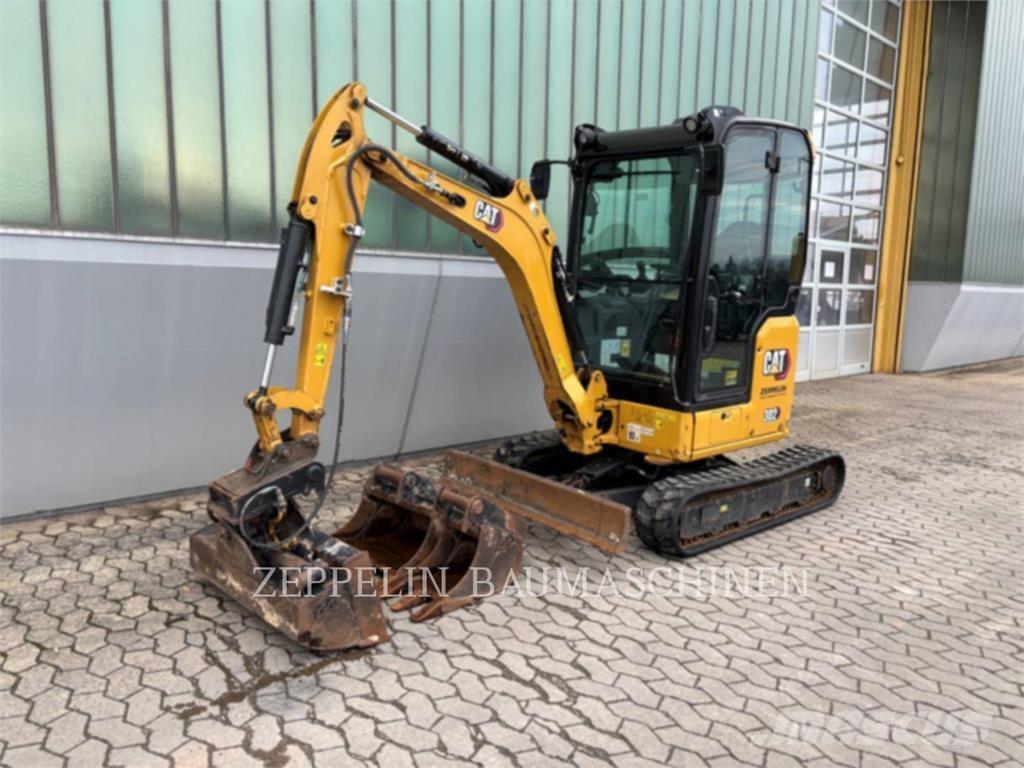 CAT 302-05A CR Roomikekskavaatorid