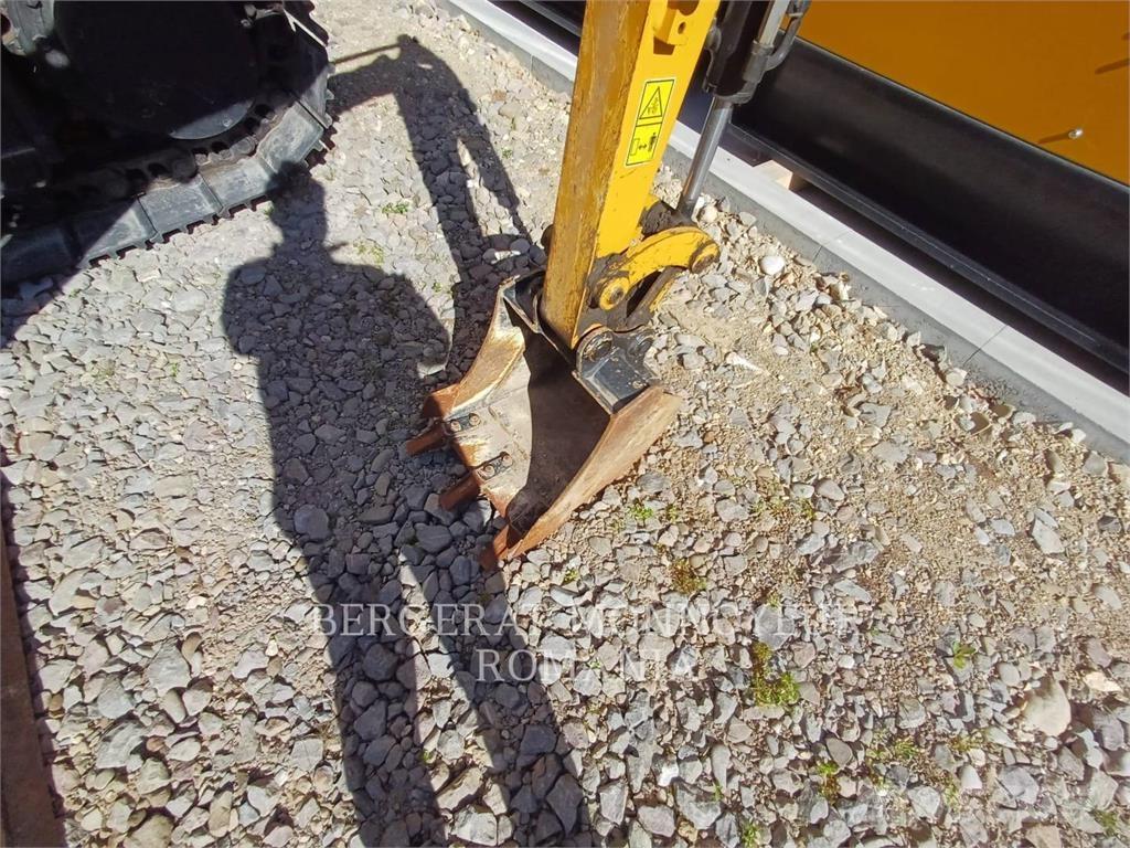 CAT 302-05CR Roomikekskavaatorid