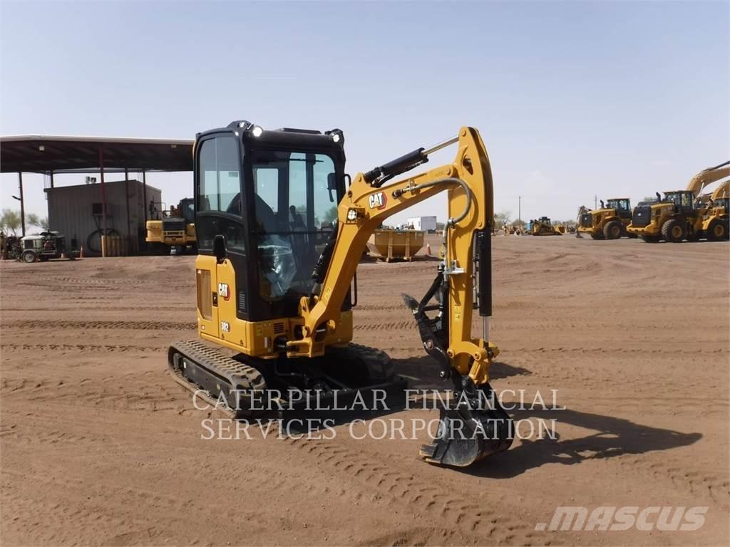 CAT 302-05CR Roomikekskavaatorid