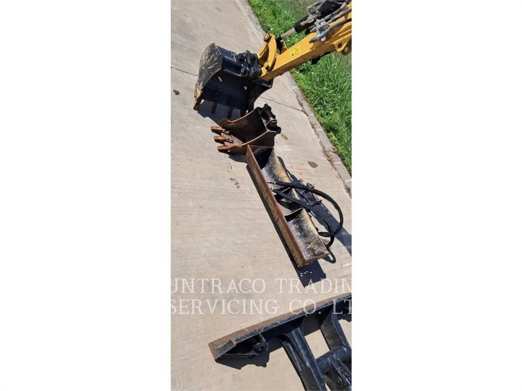 CAT 302-05CR Roomikekskavaatorid