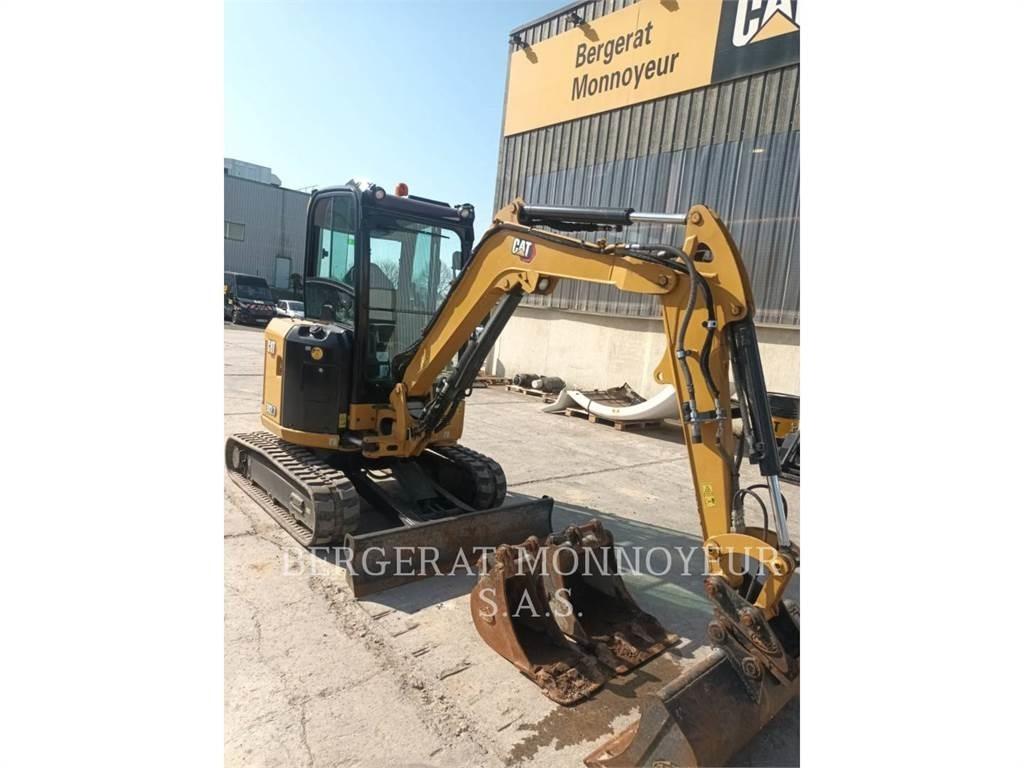 CAT 302.7 Roomikekskavaatorid