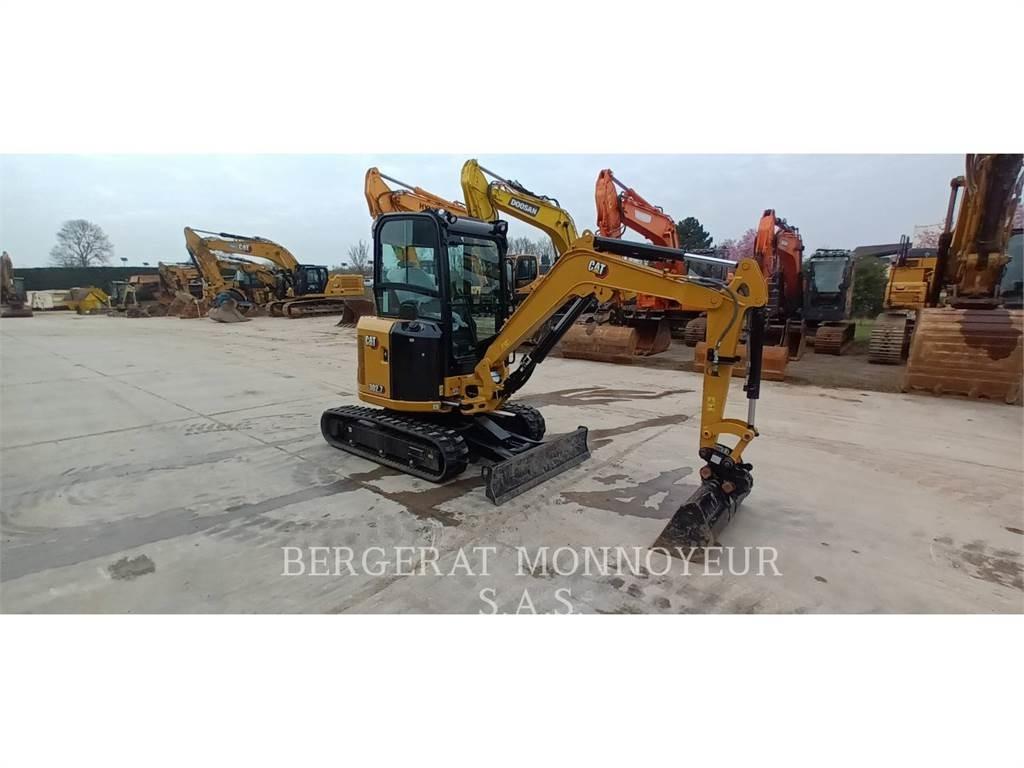 CAT 302.7 Roomikekskavaatorid