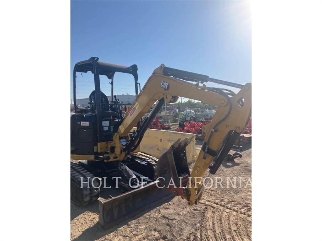 CAT 302.7 Roomikekskavaatorid