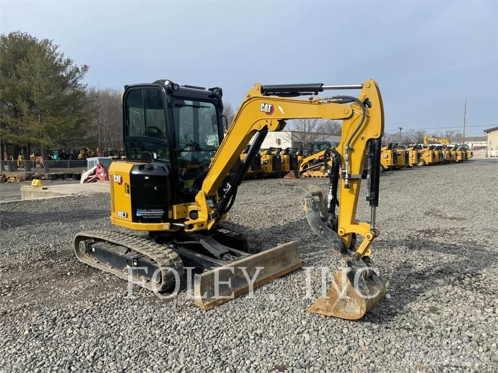 CAT 302.7-07CR Roomikekskavaatorid
