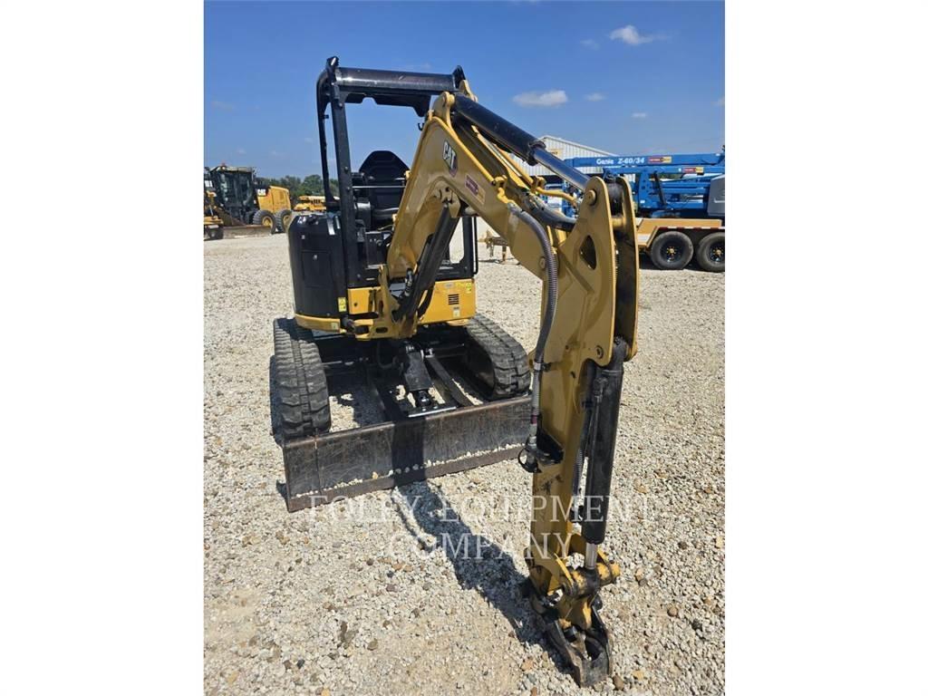 CAT 302.7-07LO Roomikekskavaatorid