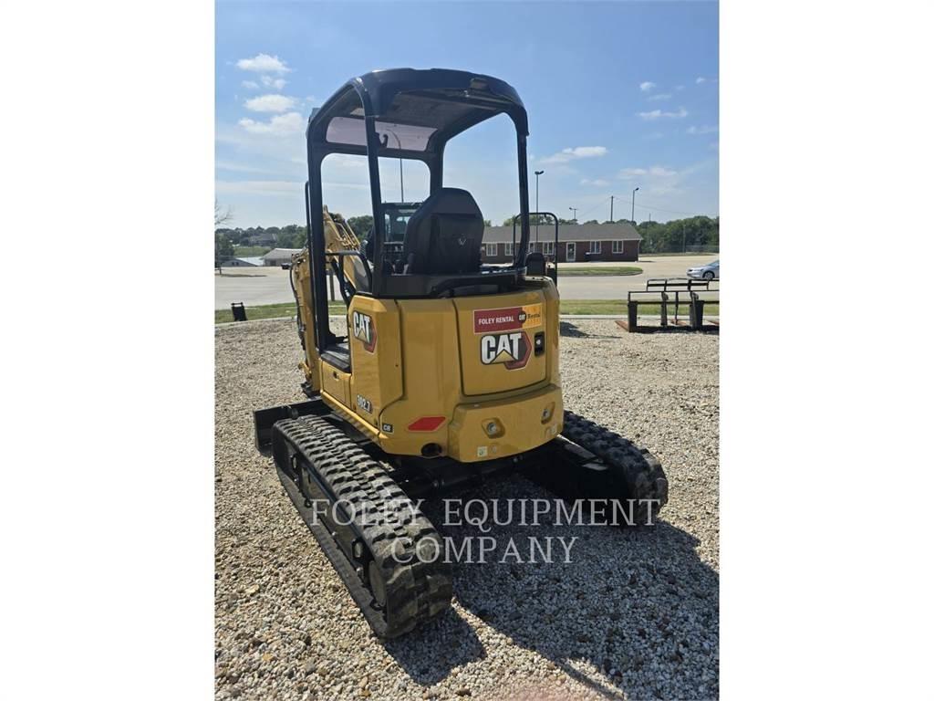 CAT 302.7-07LO Roomikekskavaatorid