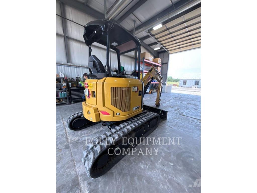 CAT 302.7-07LO Roomikekskavaatorid