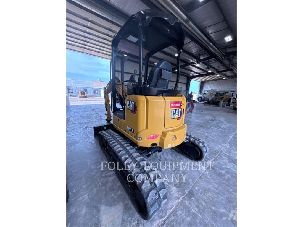 CAT 302.7-07LO Roomikekskavaatorid