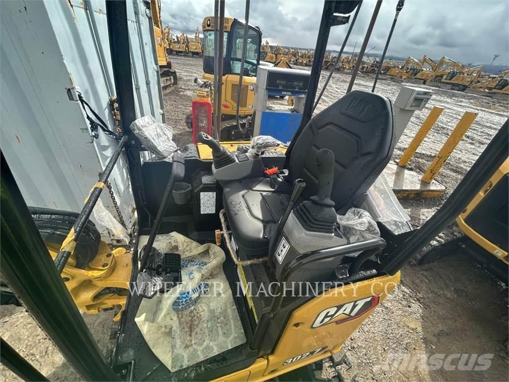 CAT 302.7 C1 Roomikekskavaatorid