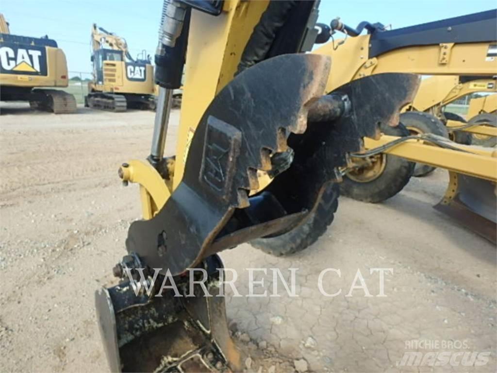 CAT 302.7 CR Roomikekskavaatorid