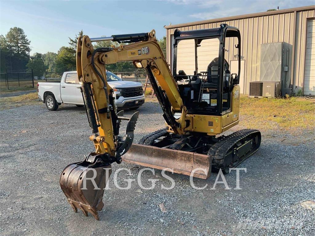 CAT 302.707CR Roomikekskavaatorid