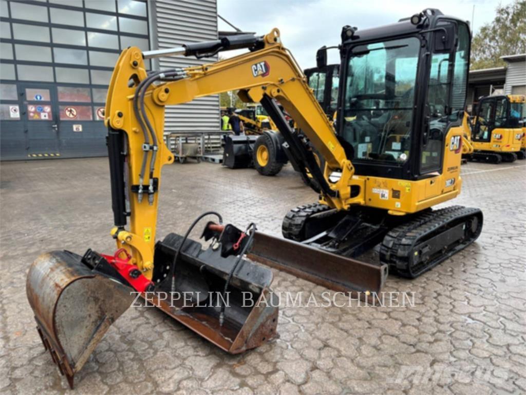 CAT 302.7CR-07 Roomikekskavaatorid