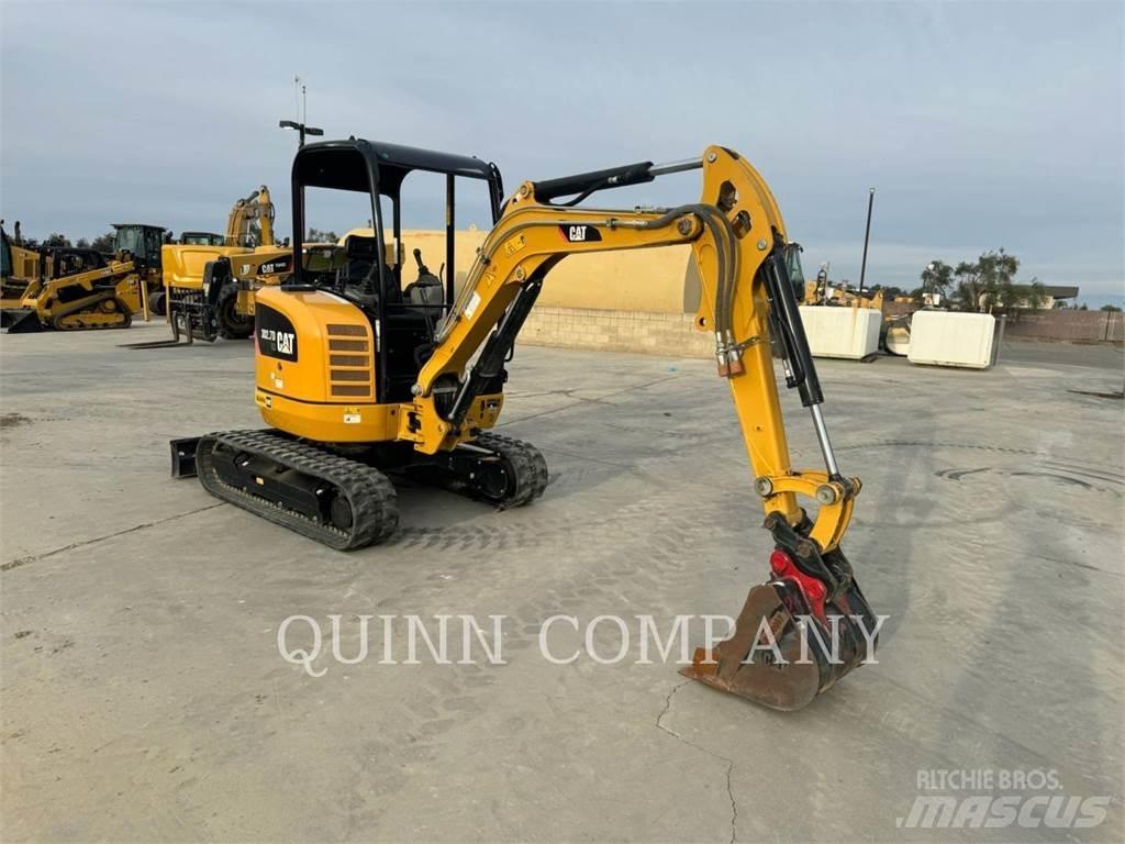 CAT 302.7D CR Roomikekskavaatorid