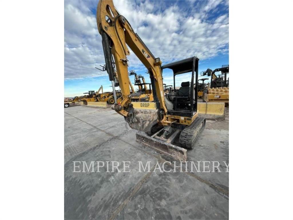 CAT 302.7D CR Roomikekskavaatorid