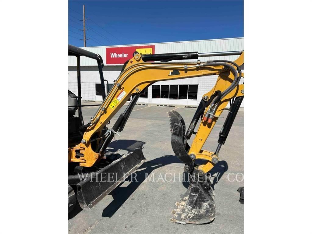 CAT 302.7DC1TH Roomikekskavaatorid