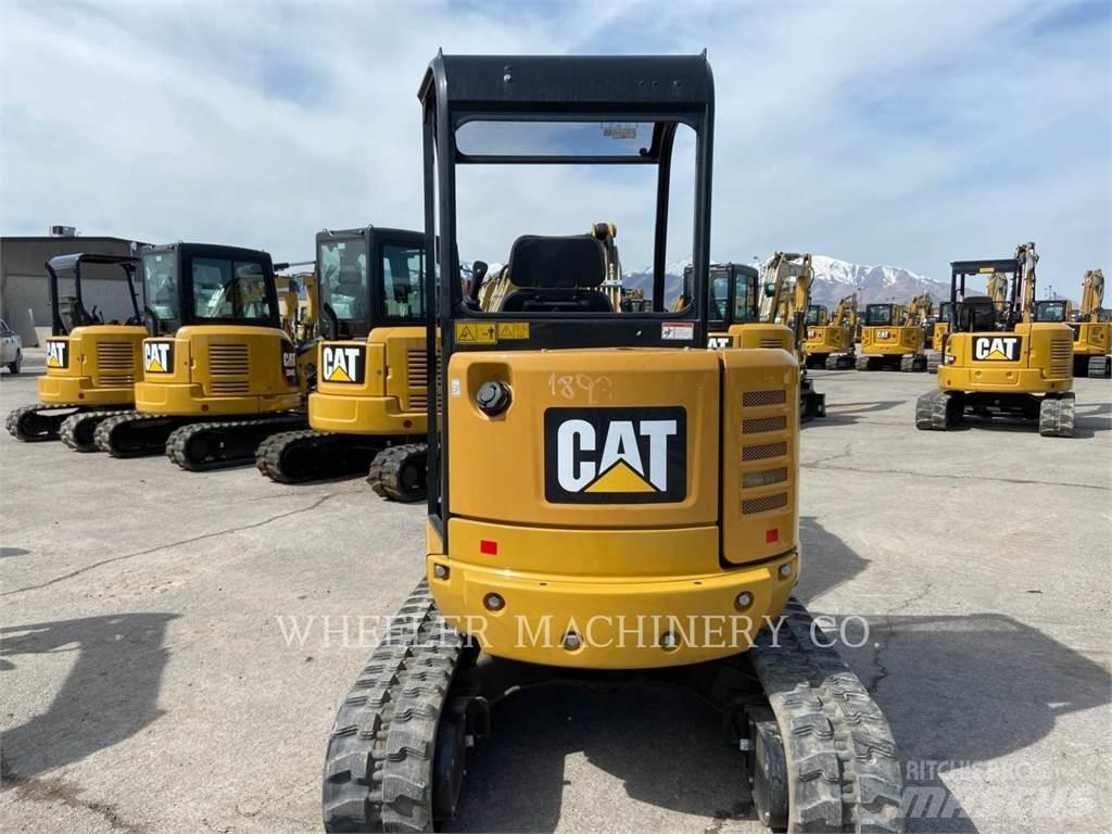CAT 302.7DC1TH Roomikekskavaatorid