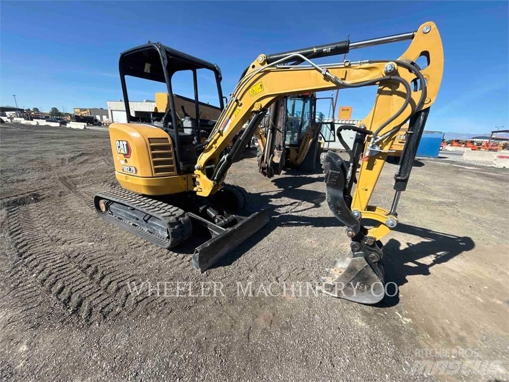 CAT 302.7DC1TH Roomikekskavaatorid