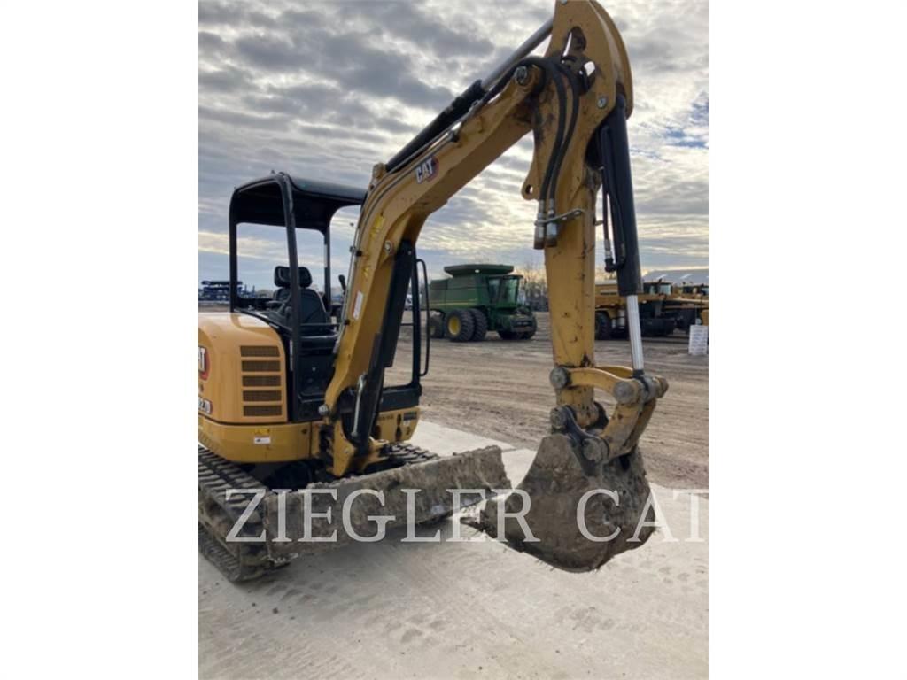 CAT 302.7DCR Roomikekskavaatorid