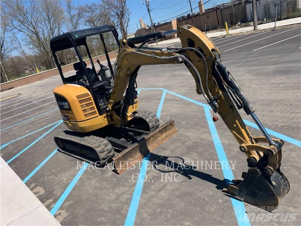 CAT 302.7DCR Roomikekskavaatorid