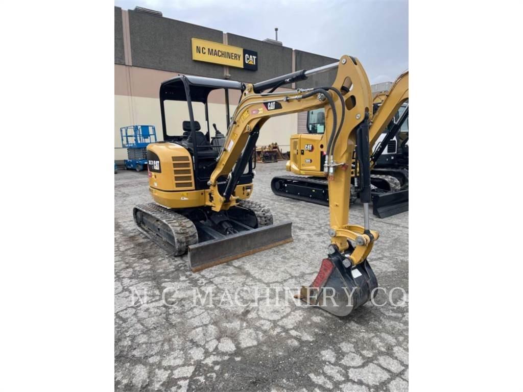 CAT 302.7DCRCN Roomikekskavaatorid