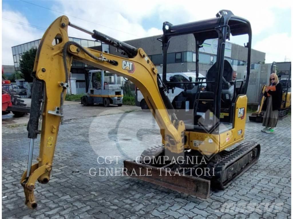 CAT 302 CR Roomikekskavaatorid