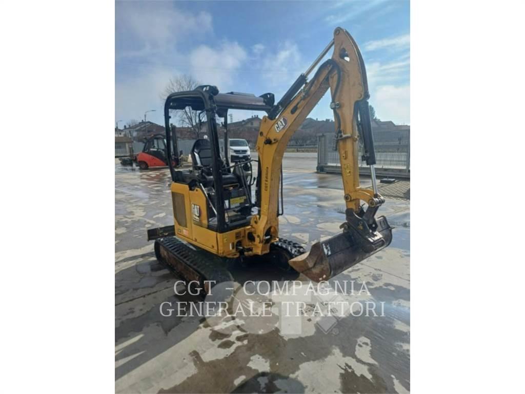 CAT 302 CR Roomikekskavaatorid