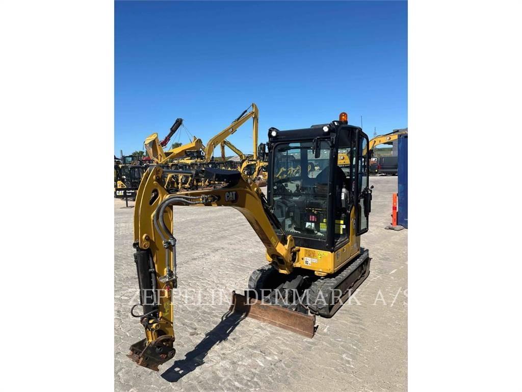 CAT 30205CR Roomikekskavaatorid