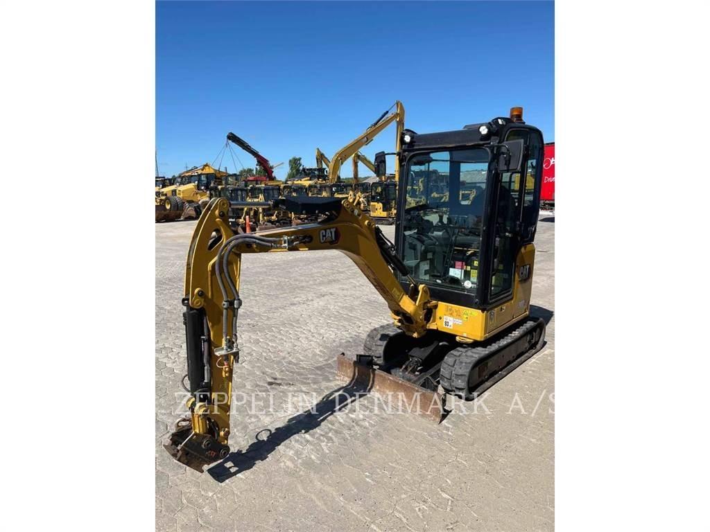 CAT 30205CR Roomikekskavaatorid
