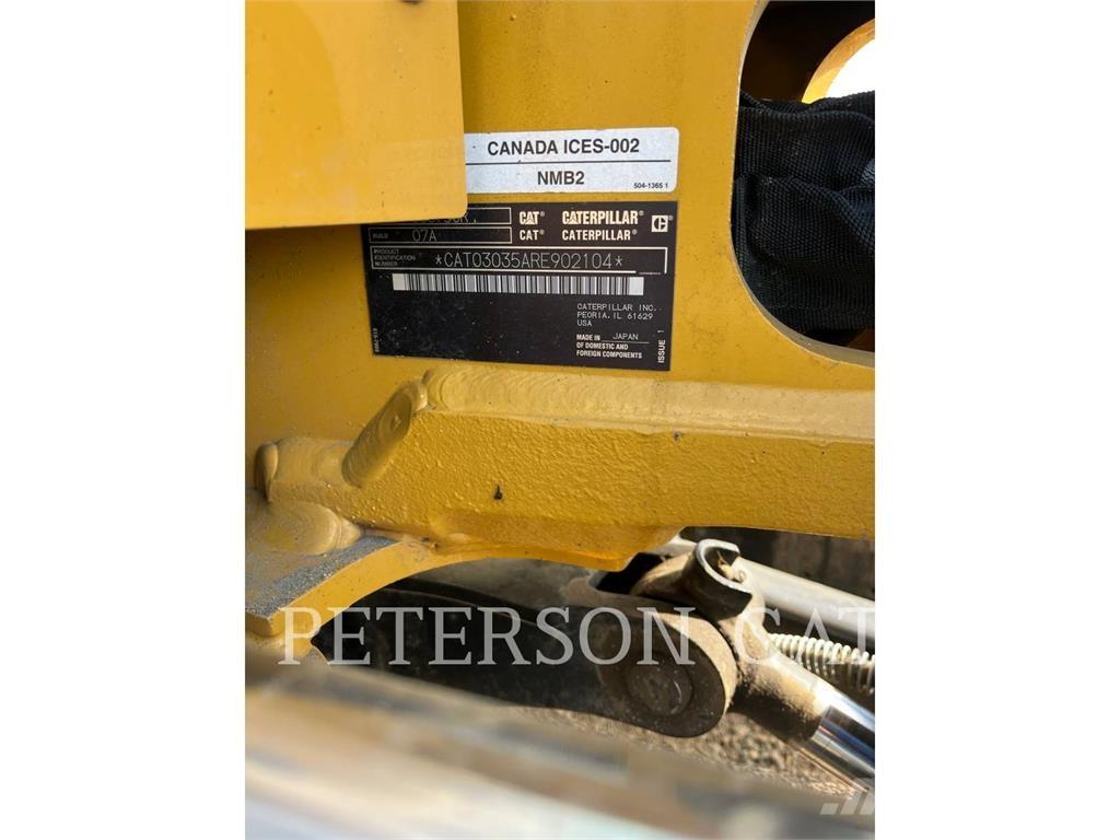 CAT 303.5 Roomikekskavaatorid