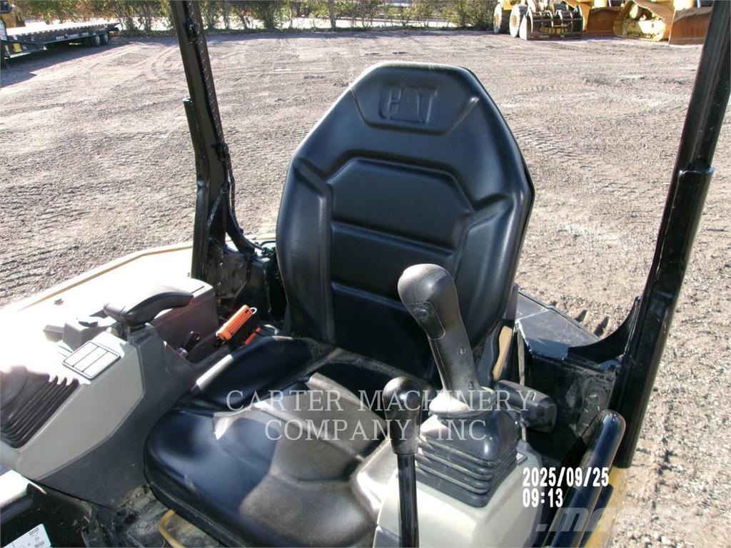 CAT 303.5-07CR Roomikekskavaatorid