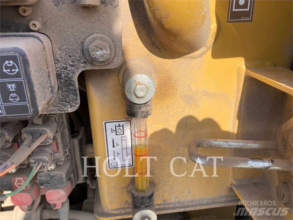 CAT 303.5 CR Roomikekskavaatorid
